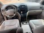 A picture of Direct Tokumbo 2005 Model Toyota Sienna 6 5 Million Naira