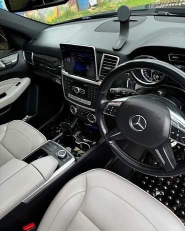 A picture of 115 Million 4Matic Petrol WhatsApp 0776 245142