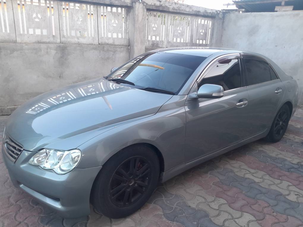 A picture of TOYOTA MARK X FOR SALE