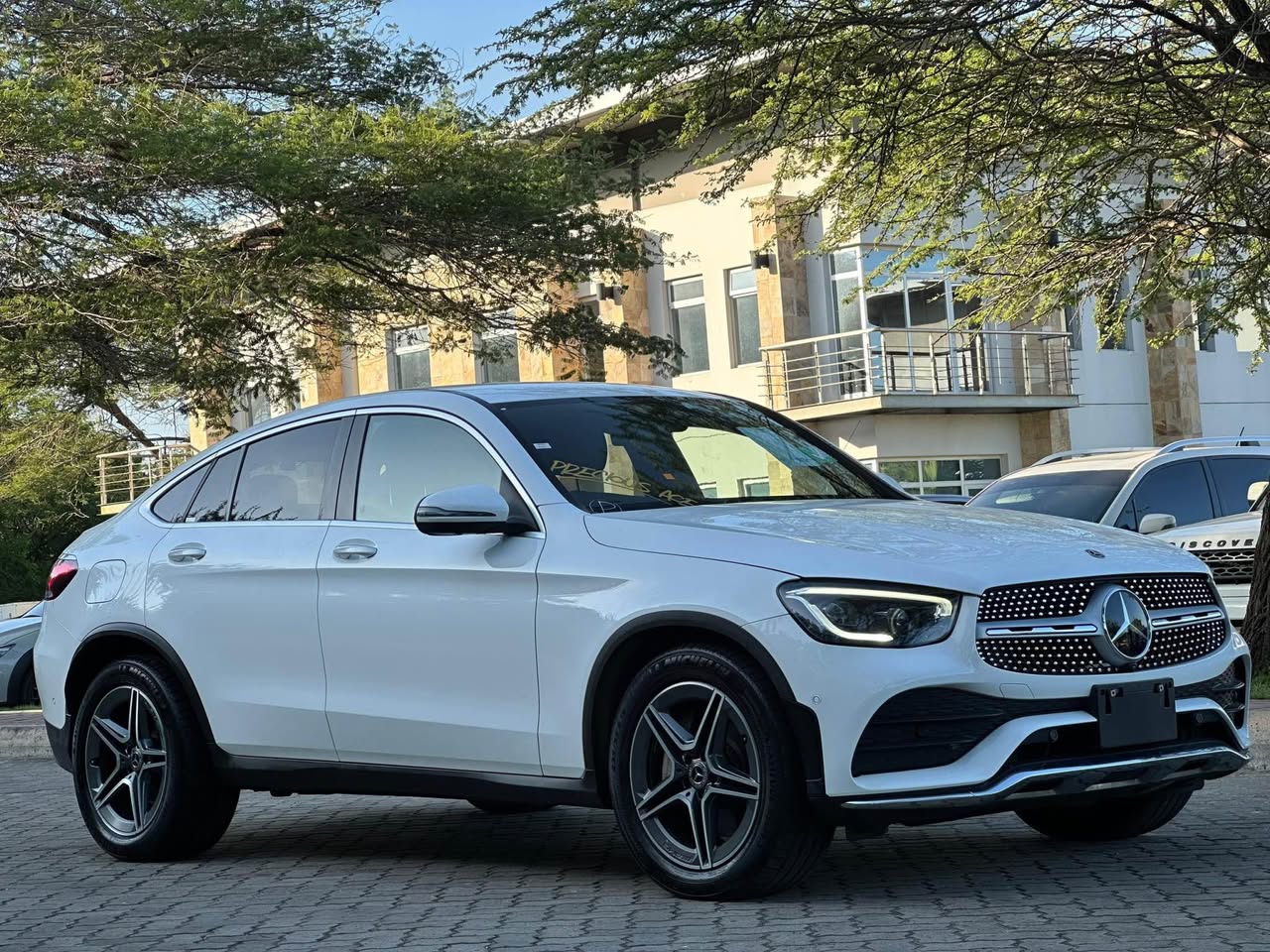A picture of MERCEDES BENZ GLC 220D 4MATIC 2020 COUPE WHITE UNREGISTERED