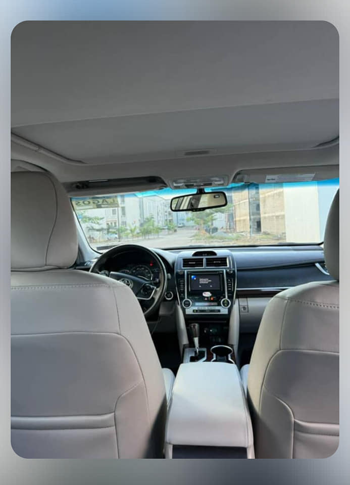A picture of 2013 Toyota Camry XLE