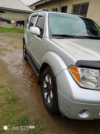 A picture of 2006 Nissan Pathfinder Automatic