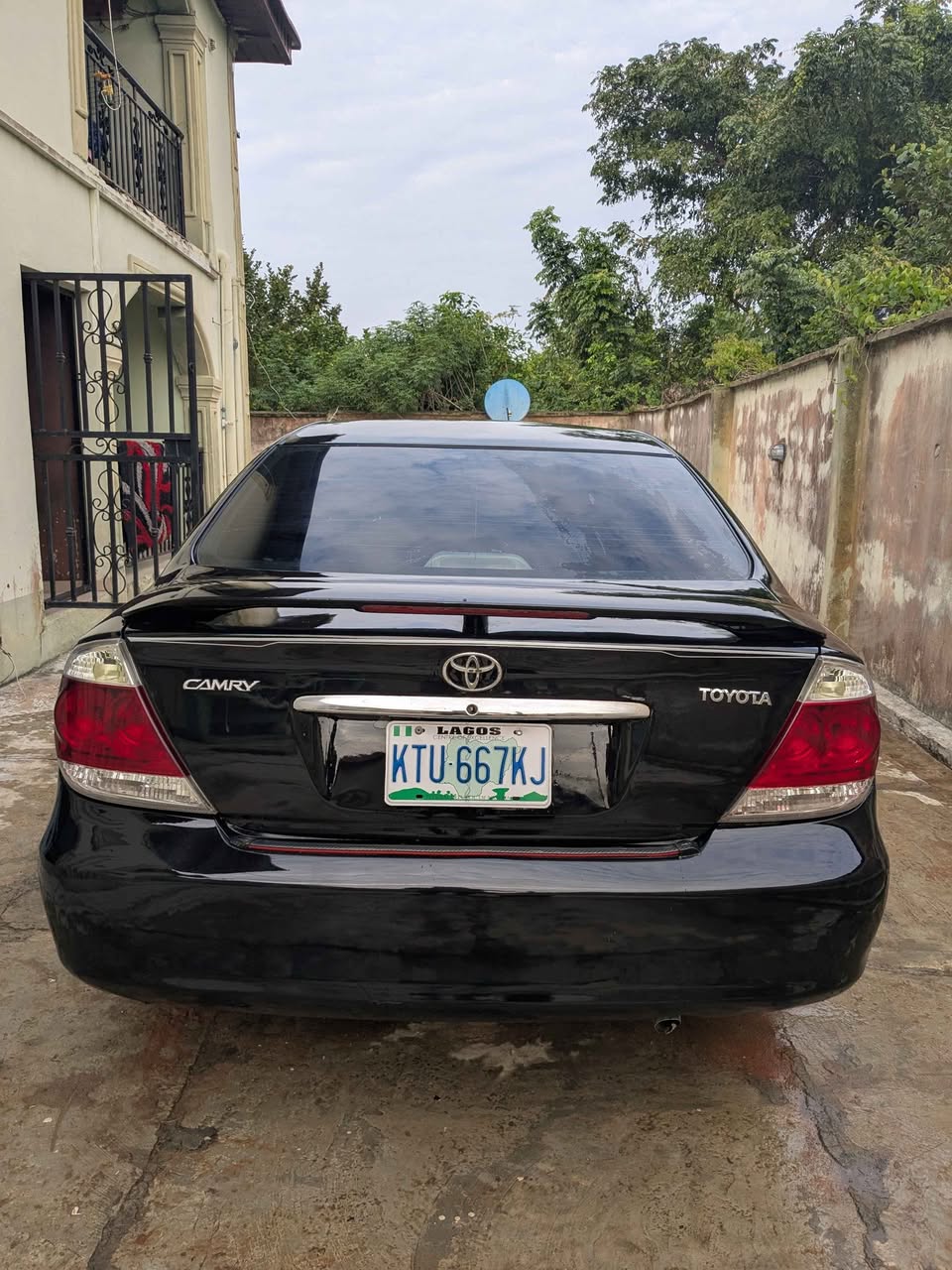 A picture of Toyota Camry 04 bigdaddy