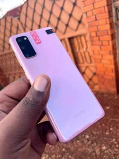 A picture of SAMSUNG GALAXY S20
