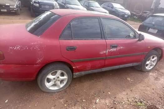 A picture of Mishibush charisma 1st Body Manual transmission Buy and drive Standard