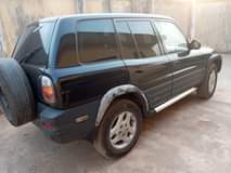 A picture of FIRST GRADE RAV4 Toyota Rav4 2000 model registered used painted