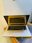 A picture of Mac book pro 2012 ram 8gb hdd 500gb core i5