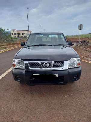 nissan navara