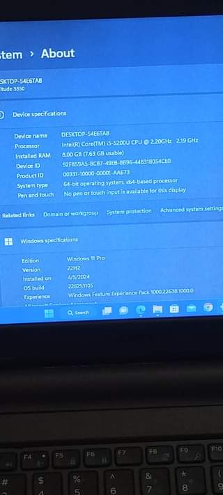 A picture of DELL latitude i5 and 5th generation at 650 000
