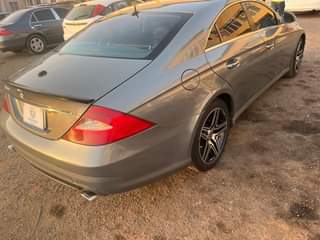 A picture of MBenz CLS500 2006 MODEL