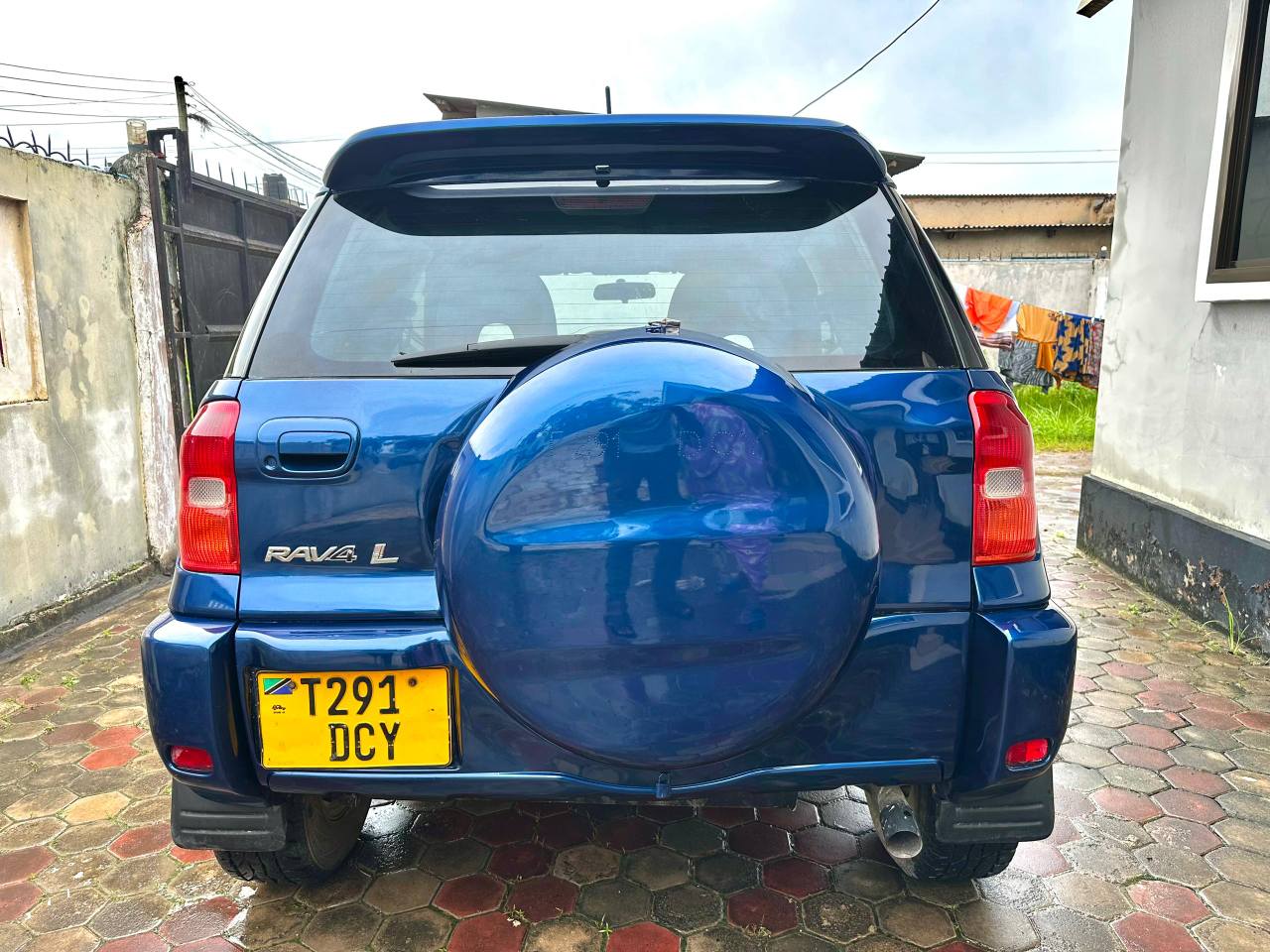 A picture of Rav4 KILITIME