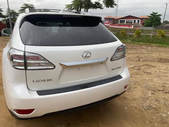 A picture of Foreign Used Lexus RX350 2011