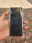 A picture of Samsung S10