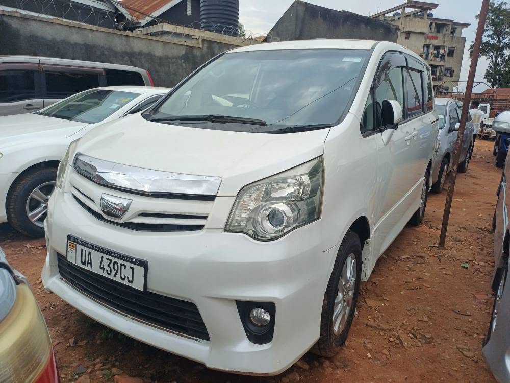 used toyota noah