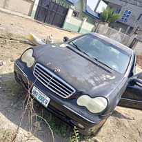 A picture of Mercedes Benz c320