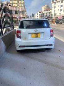 A picture of Toyota Ist new model