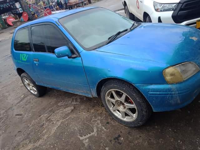 A picture of STARLET. 2.7ML CALL 0687 443334 engine inataka service njoo na