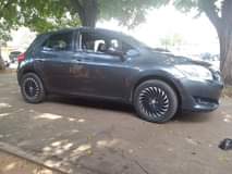 A picture of 2001 TOYOTA Auris super sharp