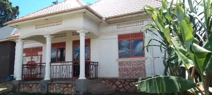 A picture of 3 Bedroom House for sale in Matugga Kigoggwa 110m with
