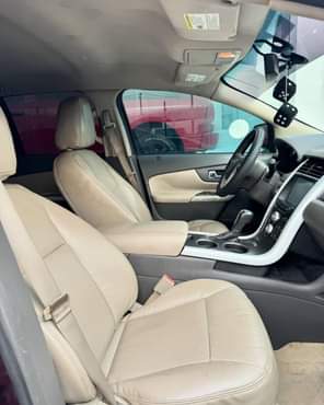 A picture of Distress sales V NEAT USED FORD EDGE 2012 Perfect condition