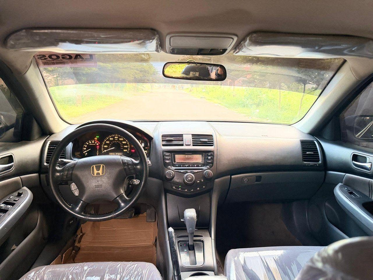 A picture of Honda Accord 2007