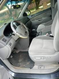 A picture of 2007 Toyota Sienna V6