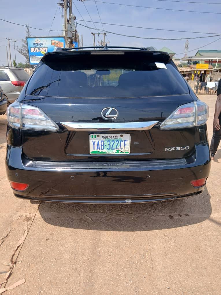 A picture of Lexus Rx 350
