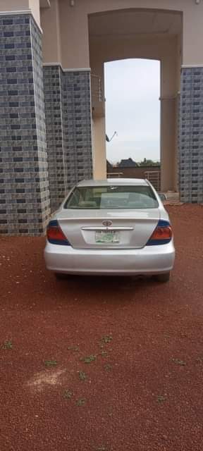 A picture of 2006 Toyota Camry Engine and gear AC is working Location
