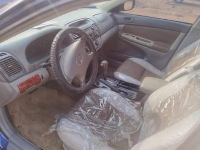 A picture of Toyota camry 04 model