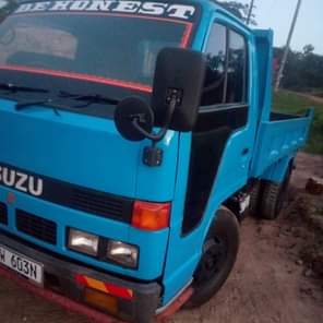 A picture of 18m 28m 0705835212