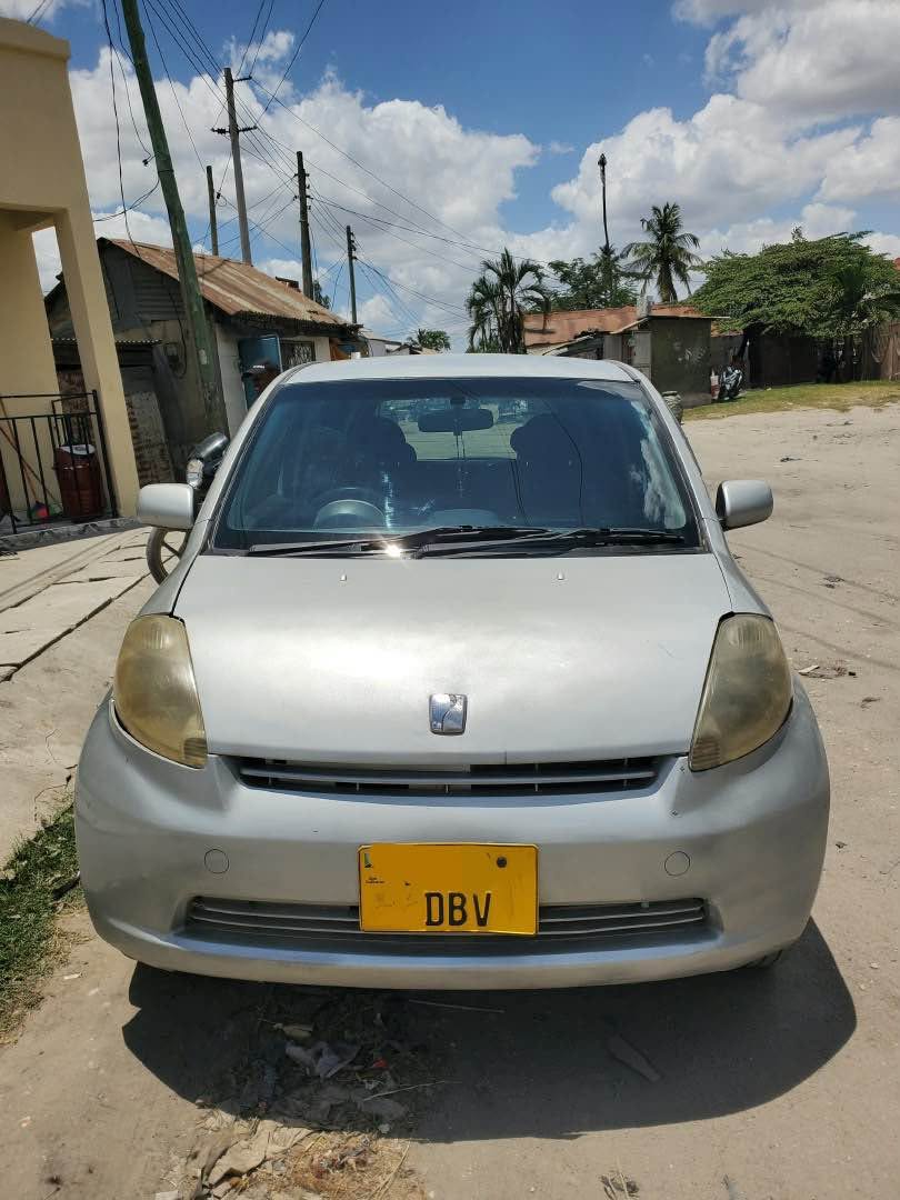 A picture of Toyota Passo
