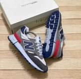 A picture of Confirm men s sneakers