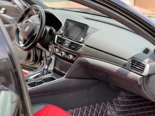 A picture of Honda accord 2019 sport