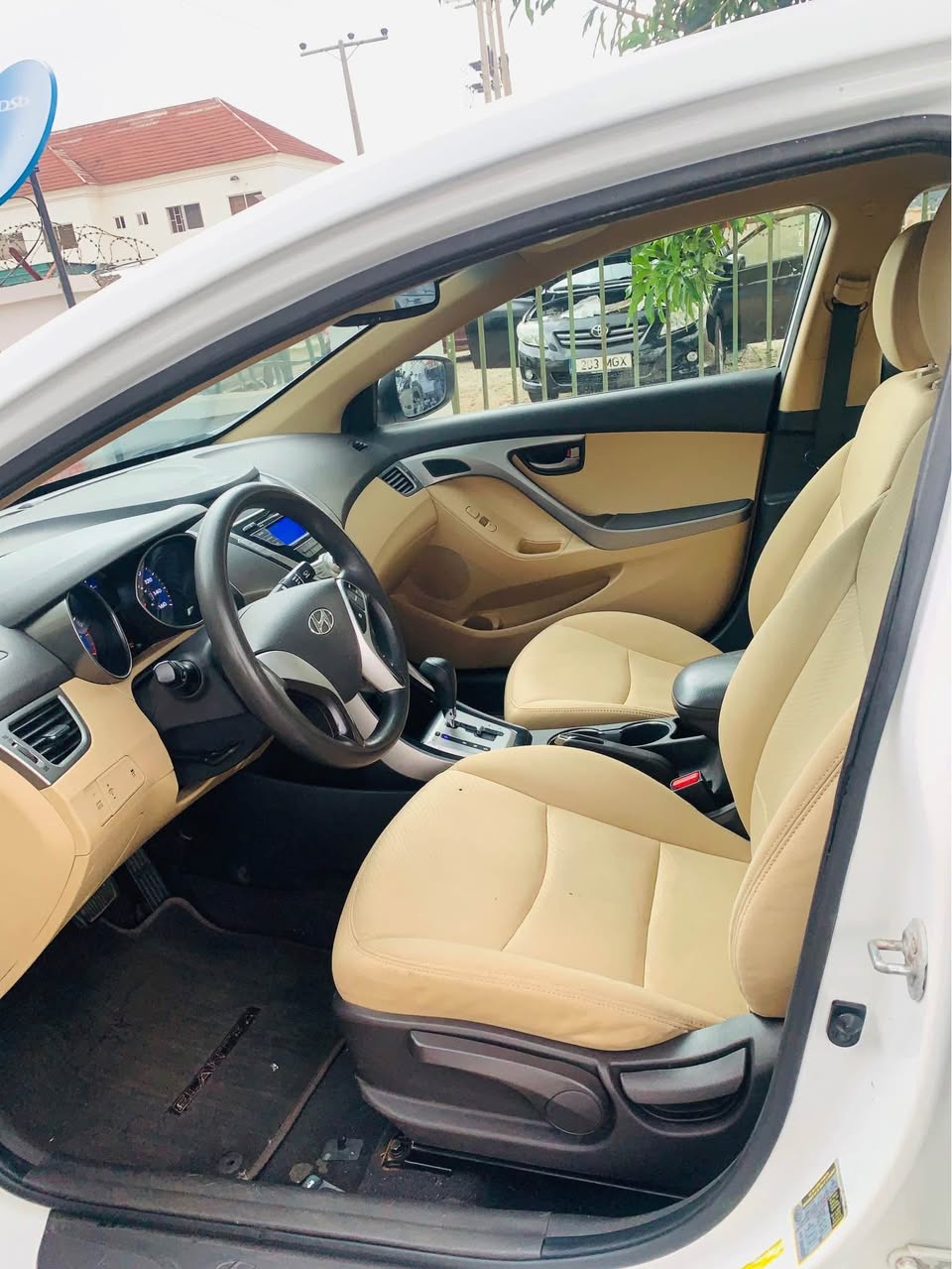 A picture of Foreign used 2012 Hyundai Elantra