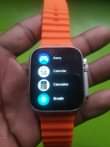 A picture of Smartwatch zimebak mbili tu kwa offa
