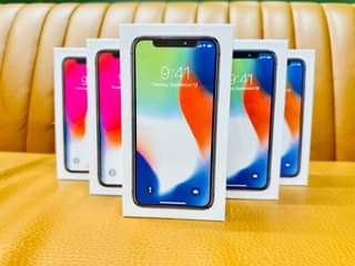 A picture of Iphone x mpya gb64 full box