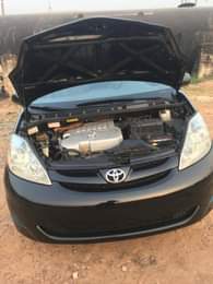 A picture of Neat and perfect sienna used buy and drive Everything perfect
