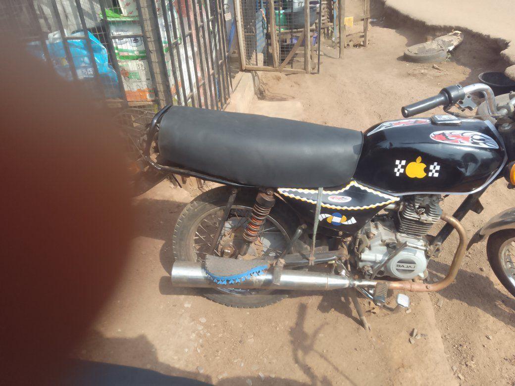 A picture of 2024 Bajaj boxer