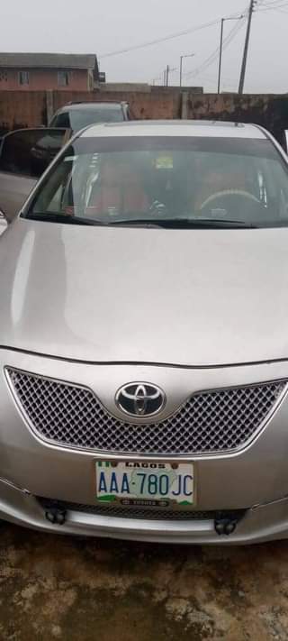 A picture of 2009 Toyota Camry LUXURY