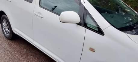 A picture of Car s on sale kawundo