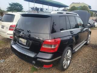 A picture of GLk350 2010 model everyt