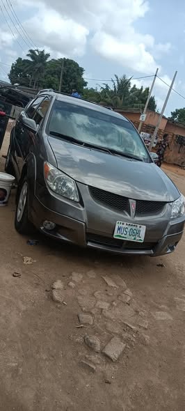 A picture of Pontiac Vibe pure first body pan nothing to fix everything