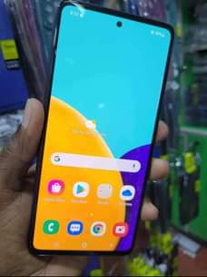 A picture of SAMSUNG A52