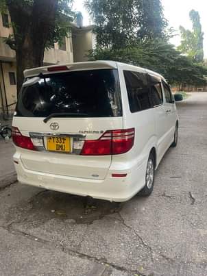 toyota alphard