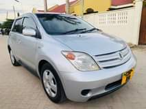 A picture of TOYOTA IST CC 1290 YEAR 2003 TSH 11 000 000