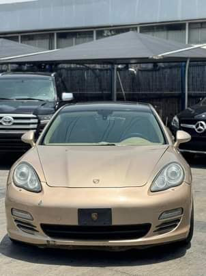 A picture of Porsche Panamera