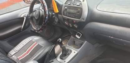 A picture of 2003 TOYOTA RAV 4 NZIZA