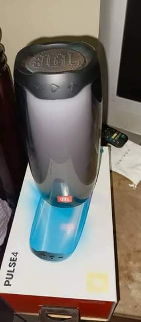 A picture of JBL PULSE 4 good sound like new Call or WhatsApp