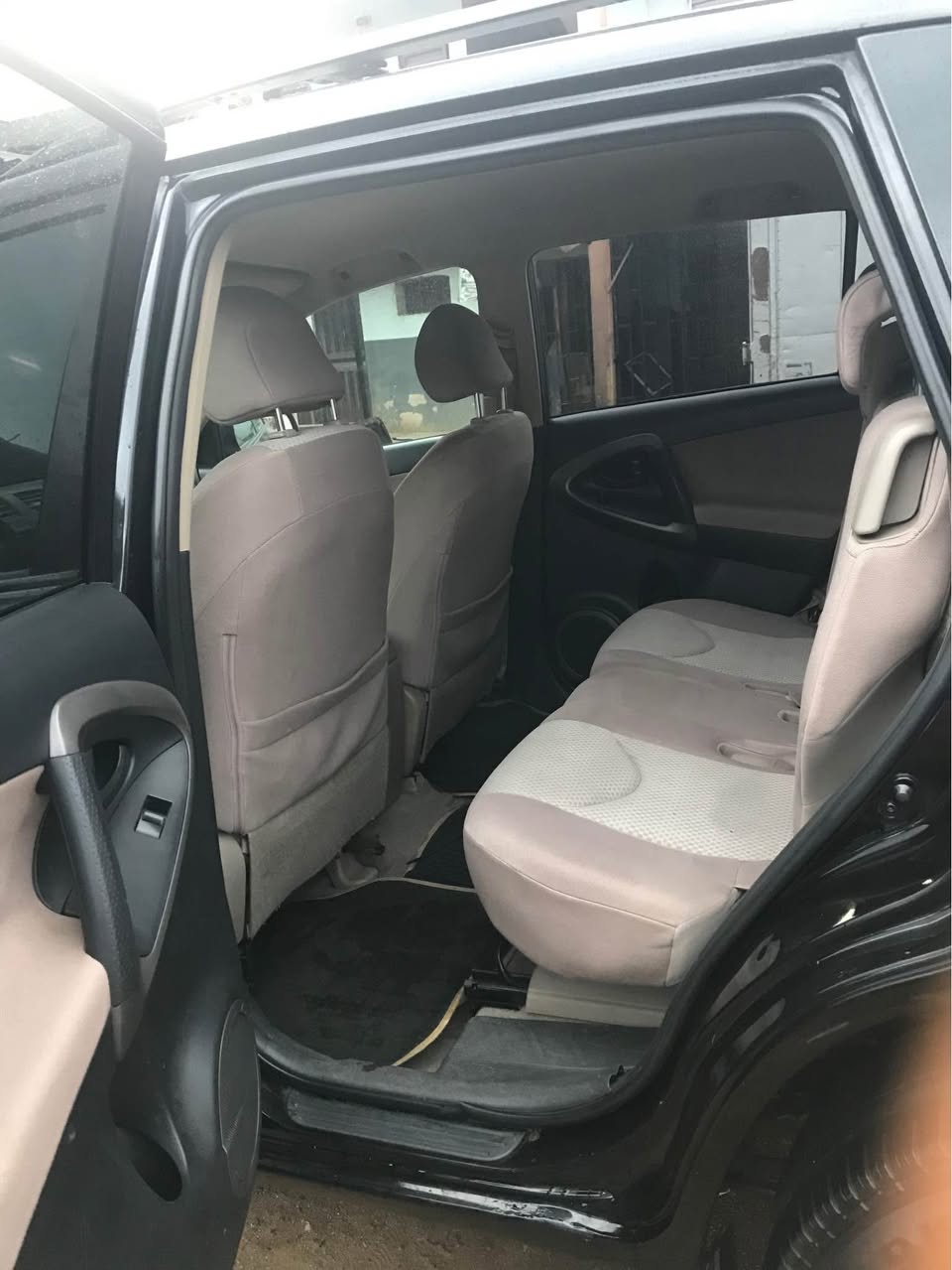 A picture of Toyota RAV4 2007 Model