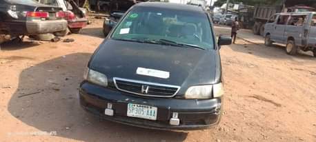 A picture of Under mine bus 4sell at avoidable price